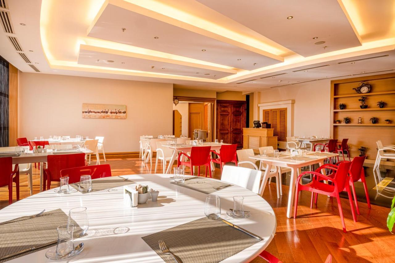 Grand Pasha Lefkosa Hotel & Casino Bagian luar foto