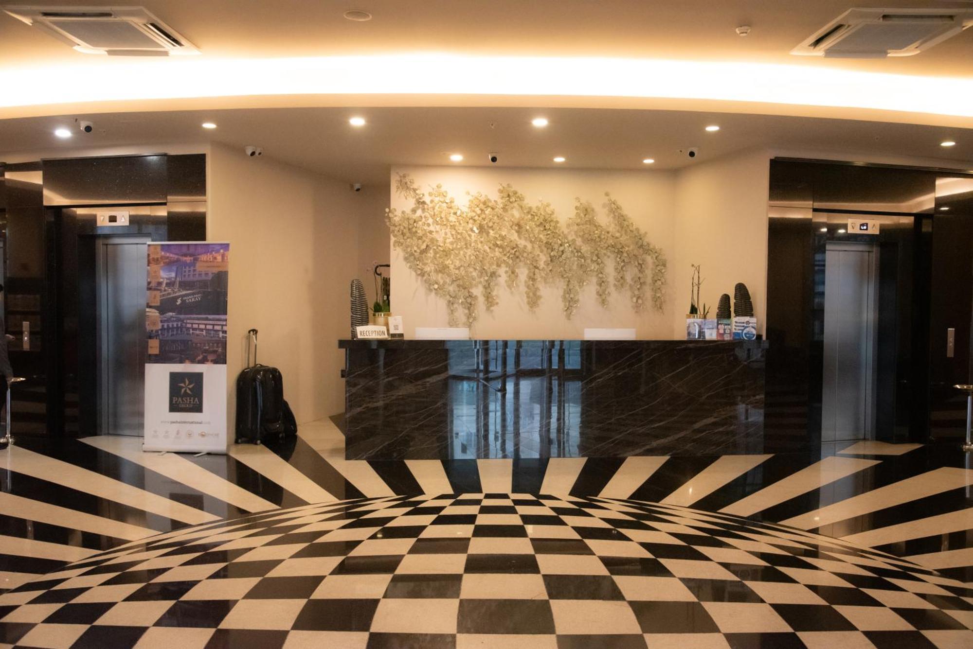 Grand Pasha Lefkosa Hotel & Casino Bagian luar foto